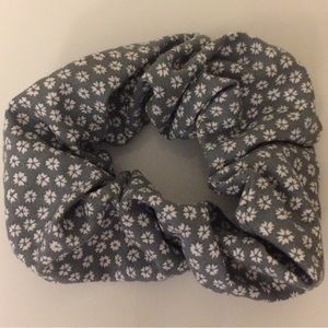 $4 Add-On New Hair Scrunchie Ponytail Elastic Hair Accessory Grey White Floral